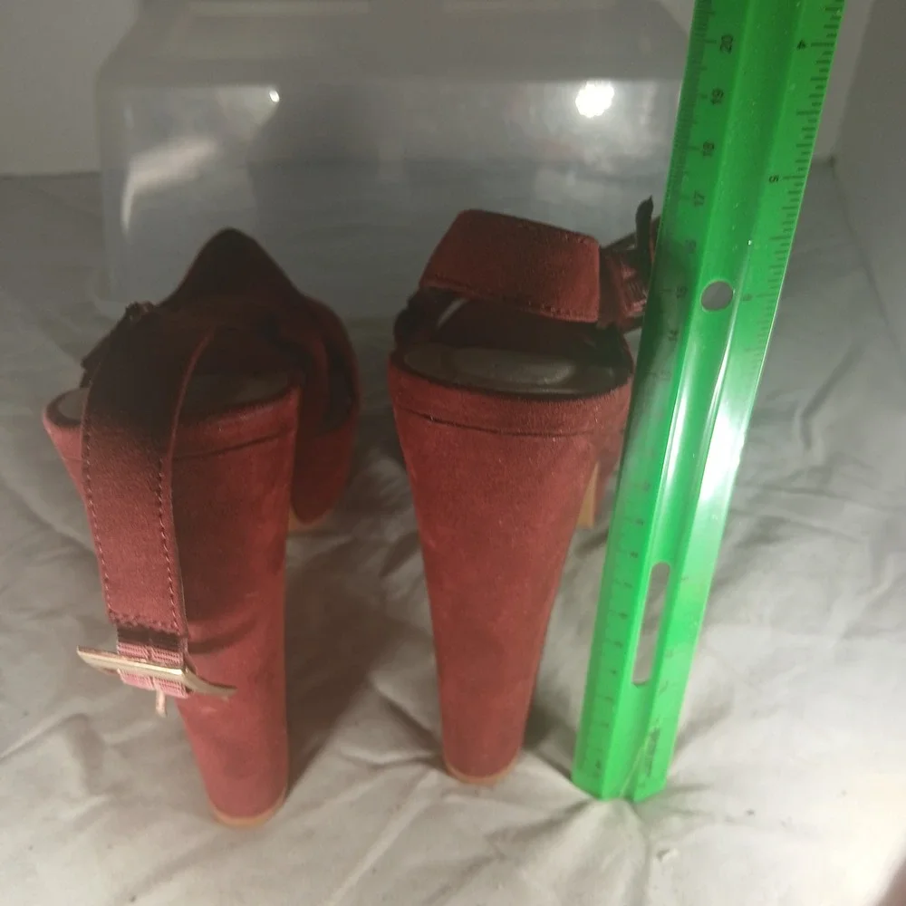 Bamboo Red Suede Platform Wedge Heels Buckle Ankle Strap Size‎ 8